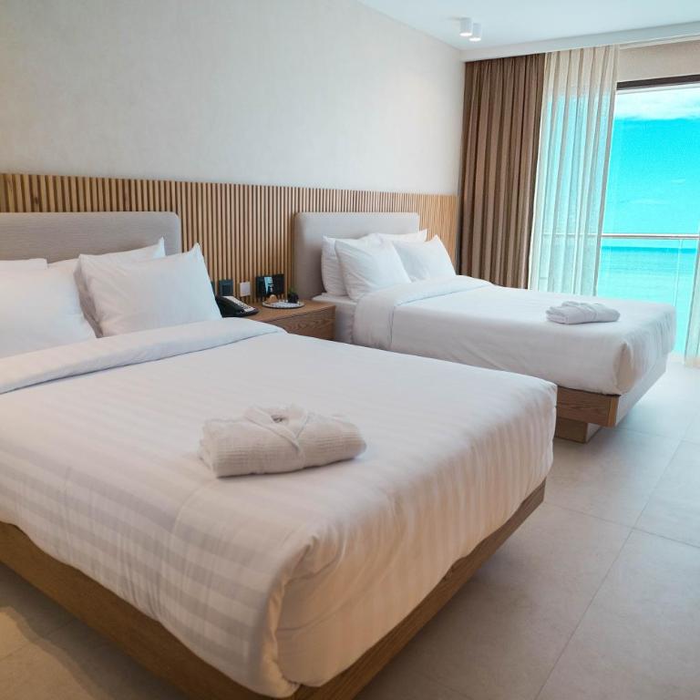 MantaHost Hotel - Family Room with Balcony - 1