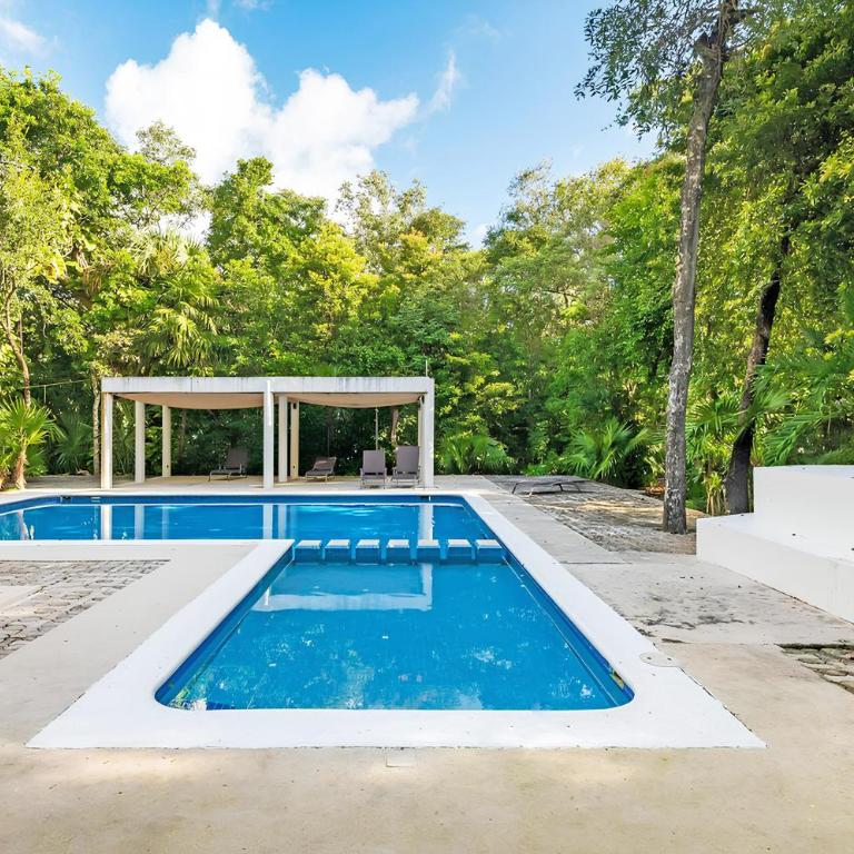 Boho-Chic Villa with 4 Bedrooms & 5 Bathrooms in Exclusive Playacar Phase 2 - Villa - 13