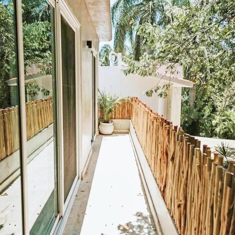 Boho-Chic Villa with 4 Bedrooms & 5 Bathrooms in Exclusive Playacar Phase 2 - Villa - 16