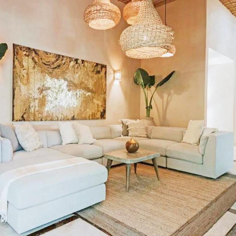 Boho-Chic Villa with 4 Bedrooms & 5 Bathrooms in Exclusive Playacar Phase 2 - Villa - 20