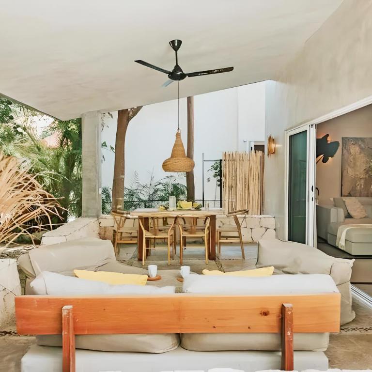Boho-Chic Villa with 4 Bedrooms & 5 Bathrooms in Exclusive Playacar Phase 2 - Villa - 29