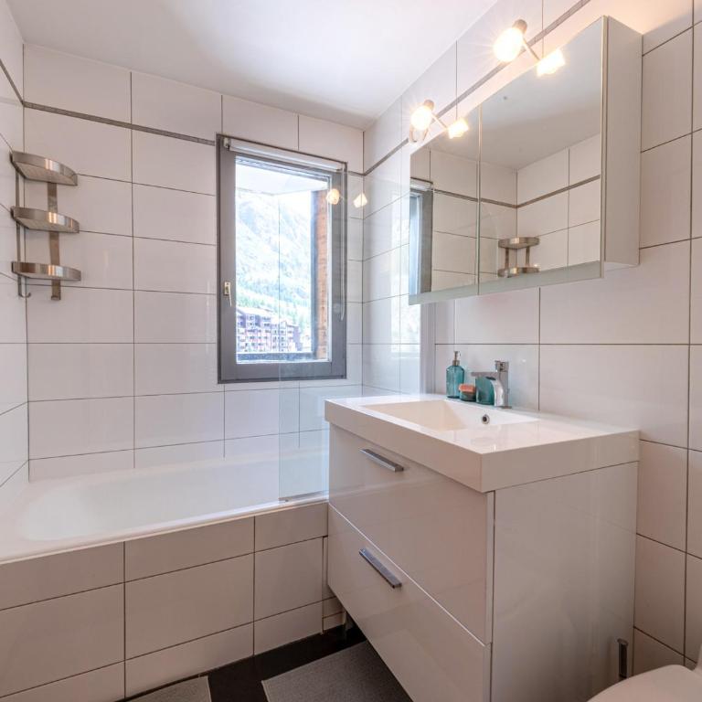 Appartement spacieux au pied des pistes, animaux admis, WiFi inclus - FR-1-694-433 - Appartement - 8