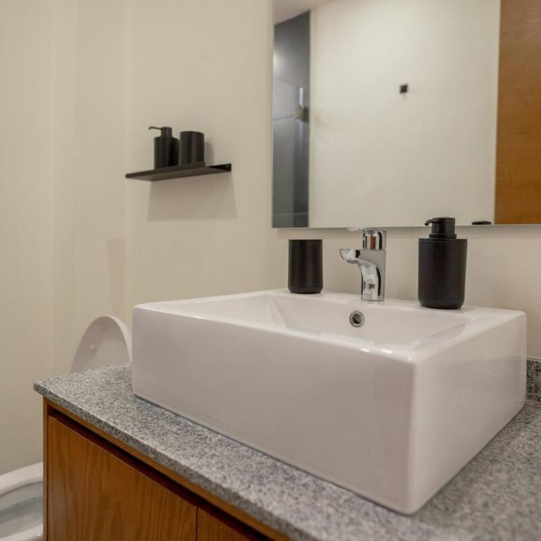 Espacio cerca de Chapultepec con Rooftop y Parking - Two-Bedroom Apartment - 10