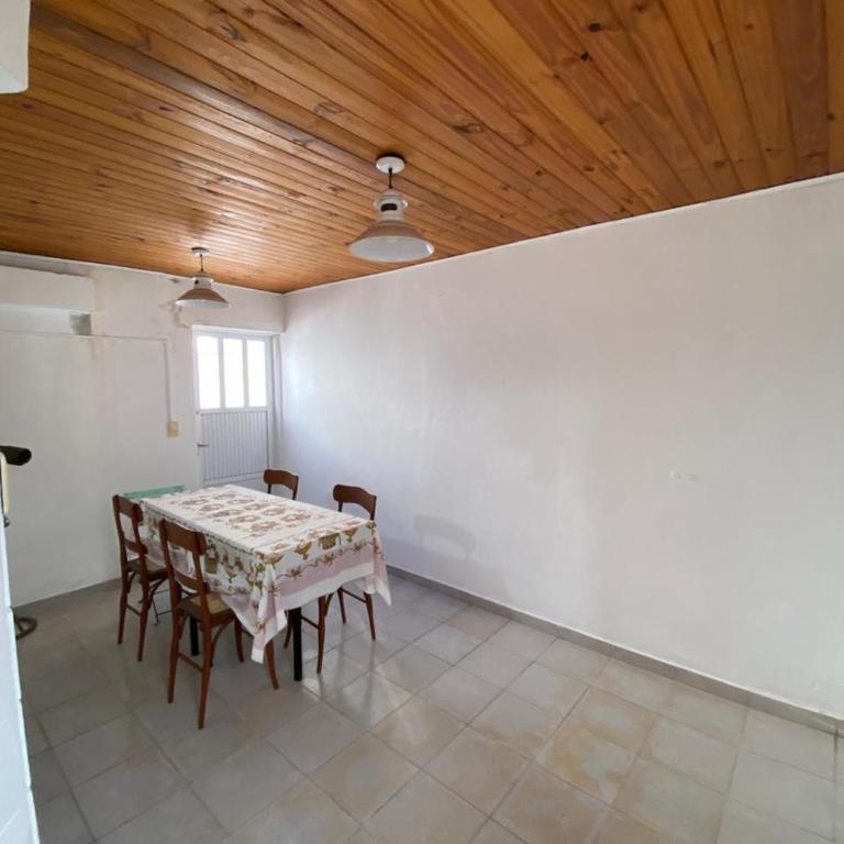 Dpto planta baja con cochera - Apartamento de 2 dormitorios - 2