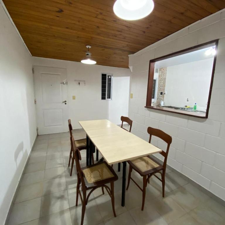 Dpto planta baja con cochera - Apartamento de 2 dormitorios - 3