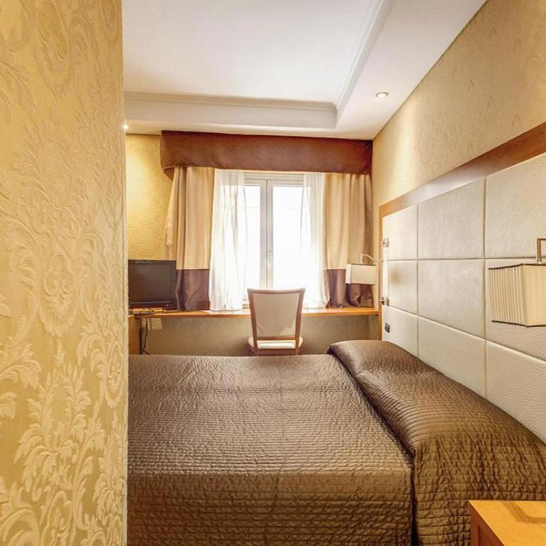 939 Hotel - Camera Matrimoniale Economy - 2