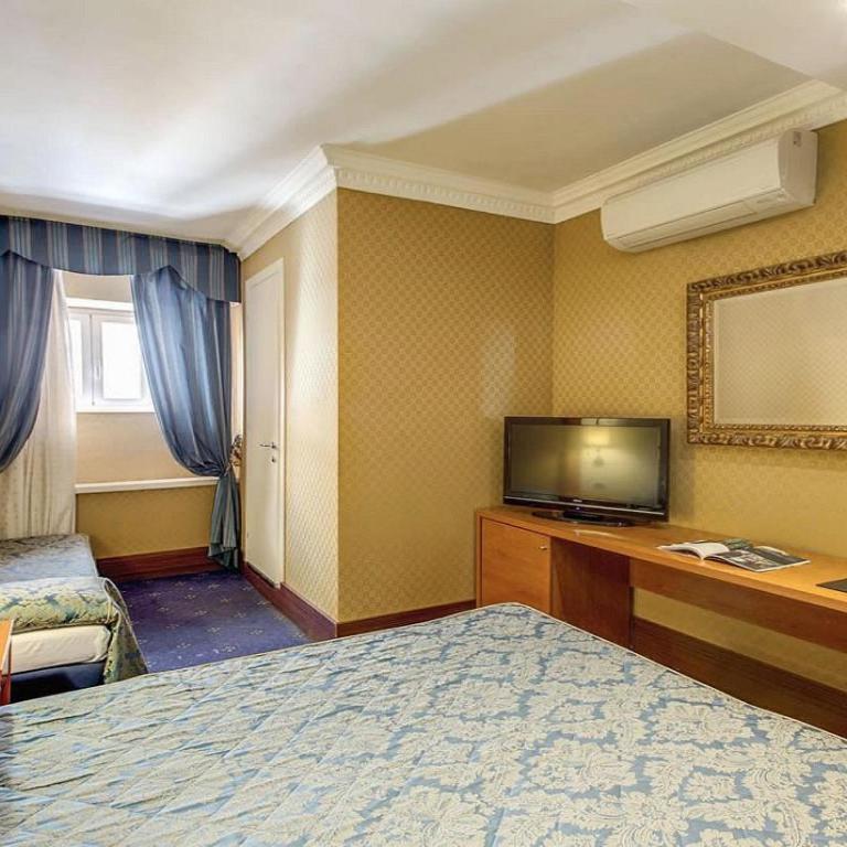 939 Hotel - Camera Standard Doppia con Letti Singoli - 7