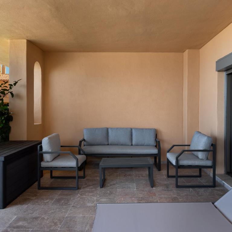 2-Bedroom Sea View Apartment in Benahavis - Apartamento de 2 dormitorios - 12