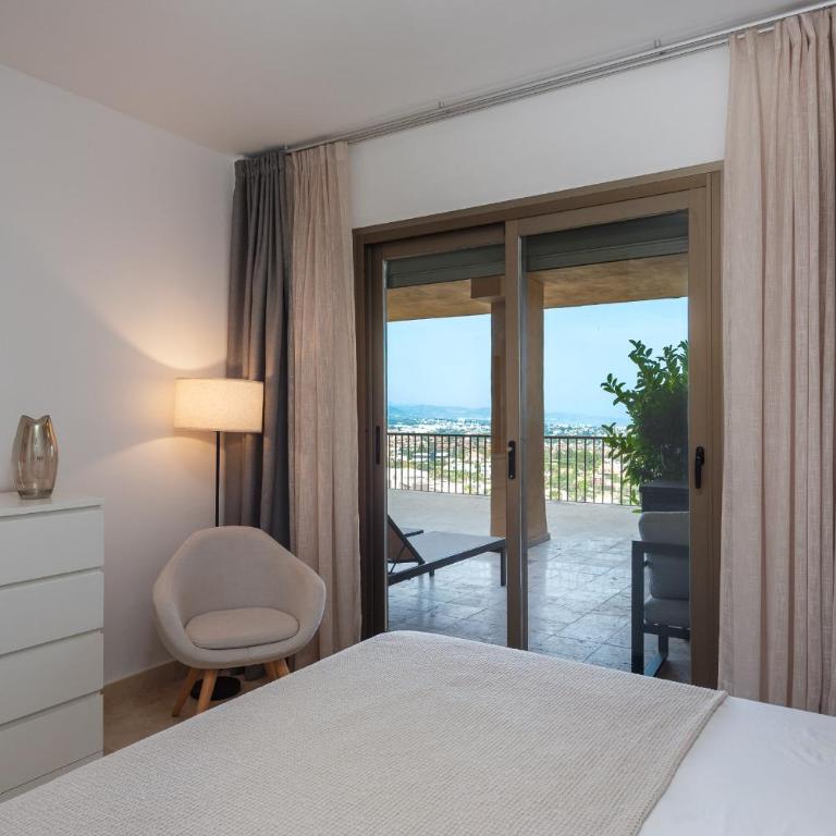 2-Bedroom Sea View Apartment in Benahavis - Apartamento de 2 dormitorios - 5