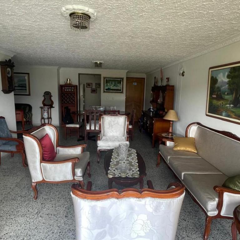 Apartamento Los Conquistadores Av Roosevelt ESTADIO, UNIDAD DEPORTIVA, IMBANACO, TEQUENDAMA, SAN FERNANDO - Apartamento de 3 dormitorios - 14