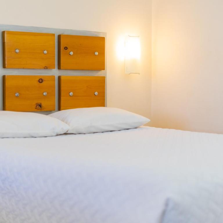 La Concha Beach Hotel & Club - Habitación con cama extragrande. - 7