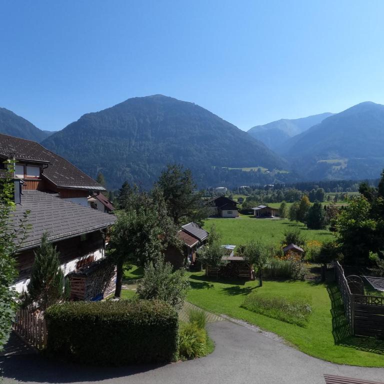 Freddys Gästehaus - Apartment mit 2 Schlafzimmern - 57