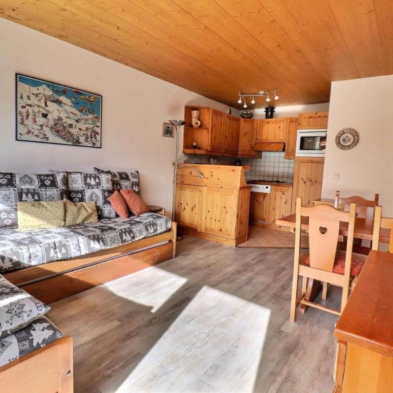 Résidence Plein Soleil - VUE SUR LES PISTES, ÉTAGE ÉLEVÉ - LABEL MERIBEL MAE-7593 - Appartement - 4