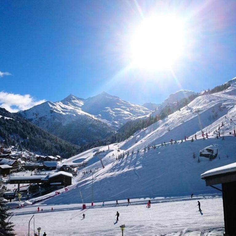 Résidence Plein Soleil - VUE SUR LES PISTES, ÉTAGE ÉLEVÉ - LABEL MERIBEL MAE-7593 - Appartement - 6