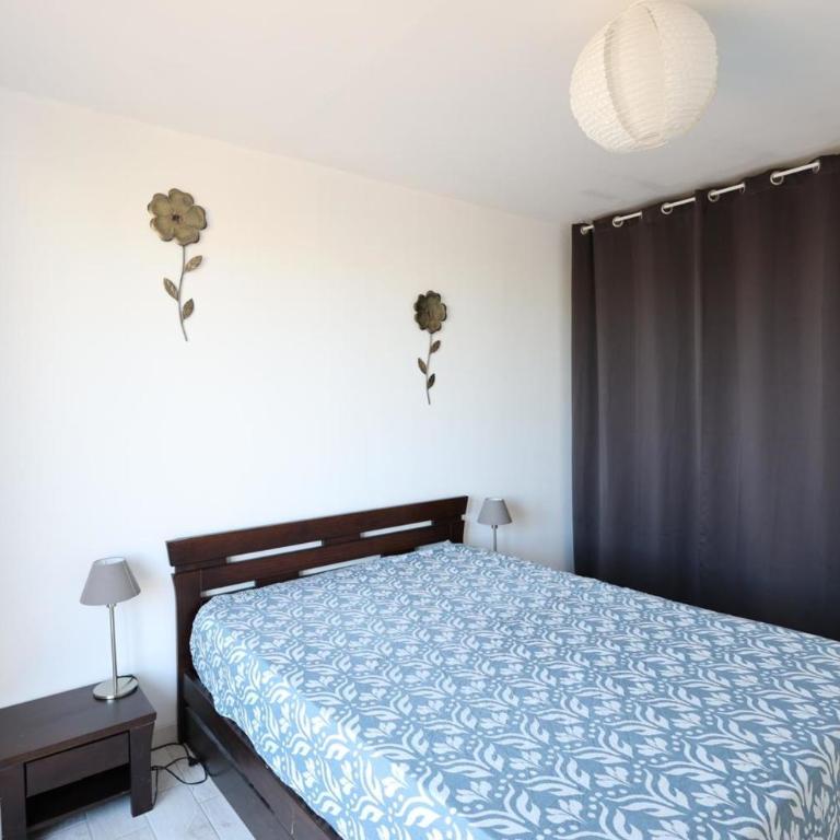 Comfortable stay near the beach and the center - Apartment - 17