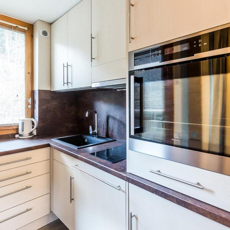 Studio rénové 3 étoiles, 4/5 pers, proche pistes, balcon, parking - FR-1-329-19 - Monolocale - 4