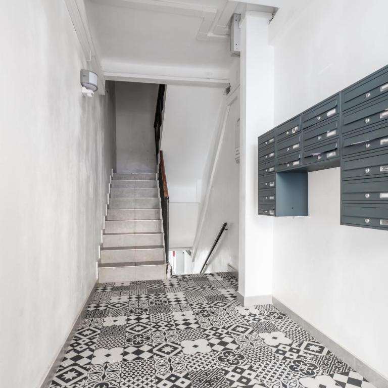 Nice Renting - REPUBLIQUE - Garibaldi Chic 3 Bedrooms 3 Bathrooms Balcony AirCon - Appartement 3 Chambres - 21