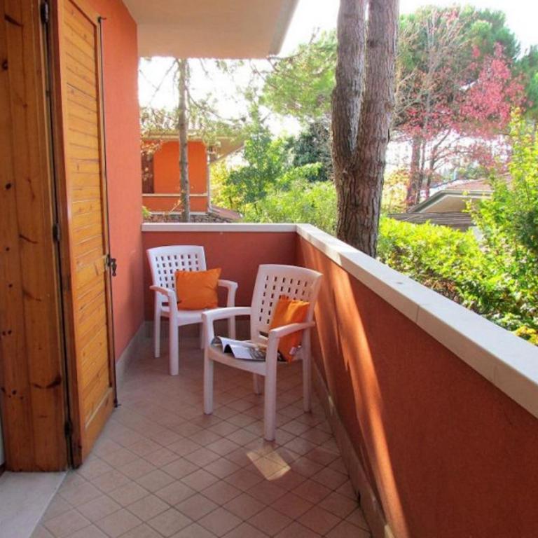 Colorful apartment with balcony-Beahost - Appartamento - 1