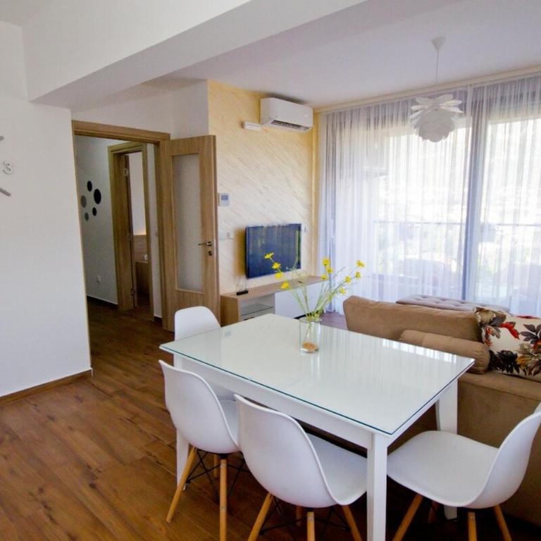 Apartment Center 400m, Free Parking, Mountain View - Apartman sa 2 Spavaće Sobe - 16