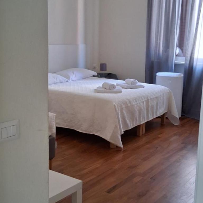 Appartamento Magenta - Appartamento con 2 Camere da Letto - 6