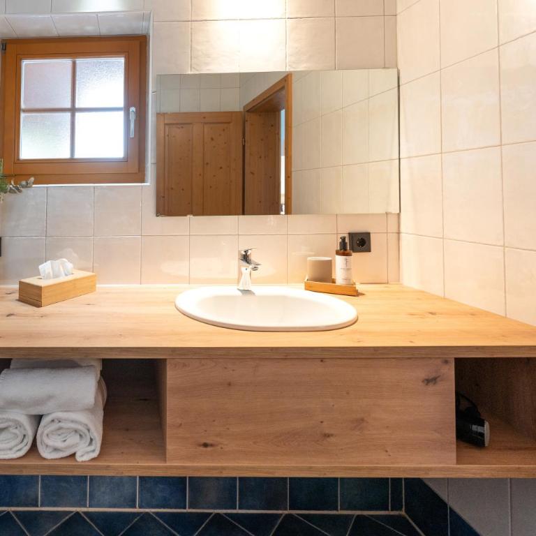 Dorfchalets - Chalet Berta inkl Tauern Spa Therme Eintritt & Sommerkarte - Ferienhaus - 11