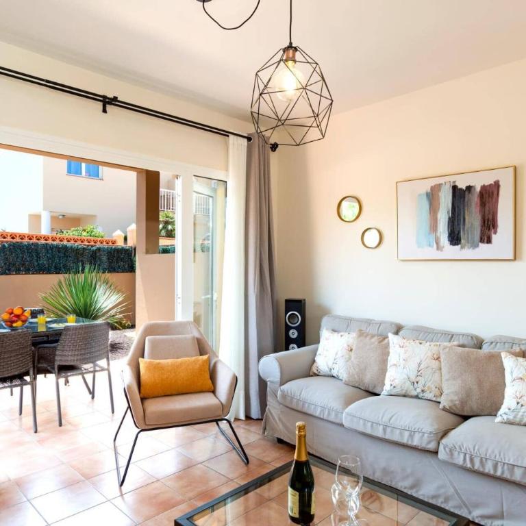 Villa Ana by Villa Plus - Villa - 4