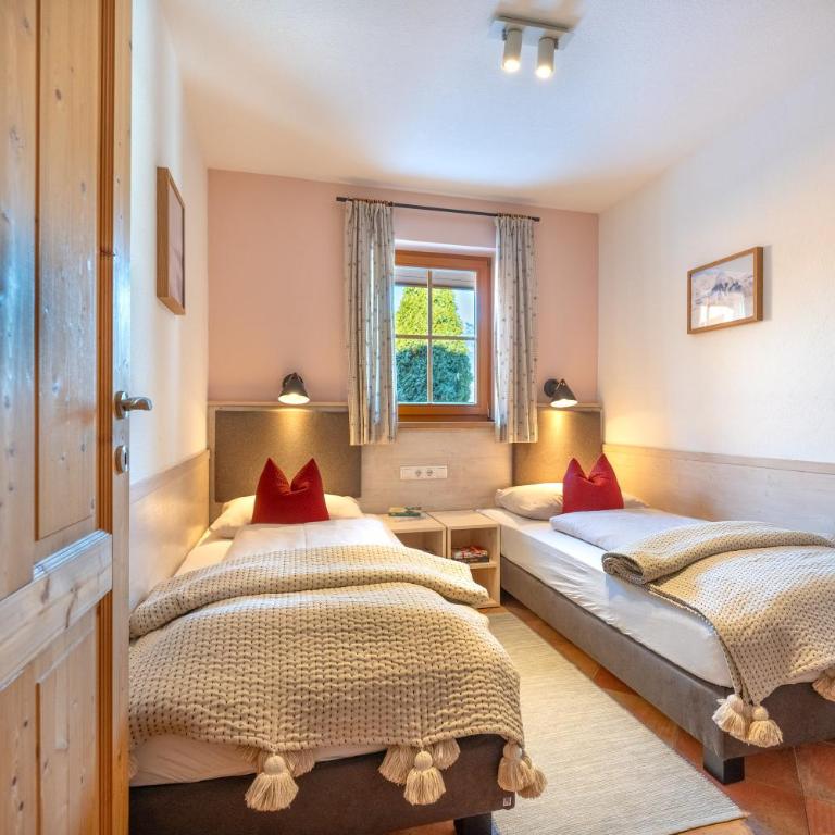 Dorfchalets - Chalet Dora inkl Tauern Spa Therme Eintritt & Sommerkarte - Ferienhaus - 9