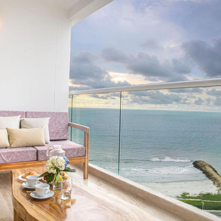 Ocean View ApartaSuite 16th Floor - Apartment - 1