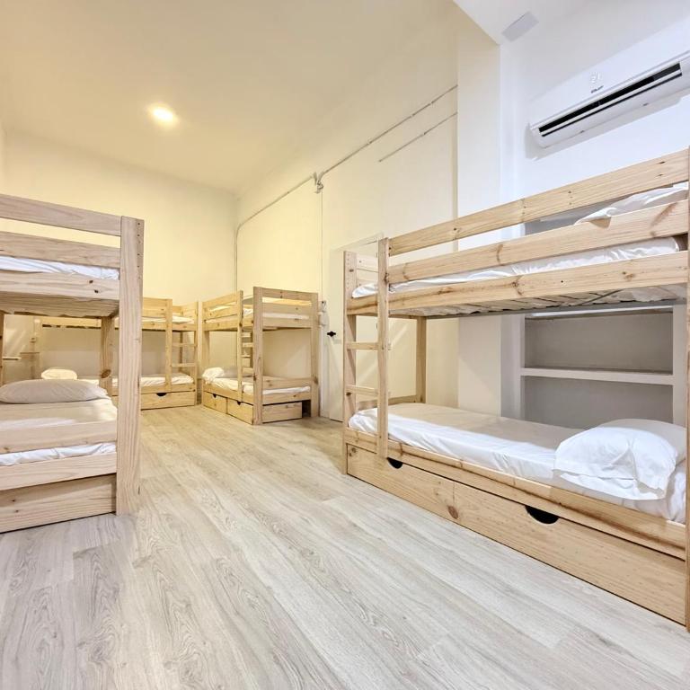 La Merced Nómada & Refugio - Bunk Bed in Mixed Dormitory Room - 1