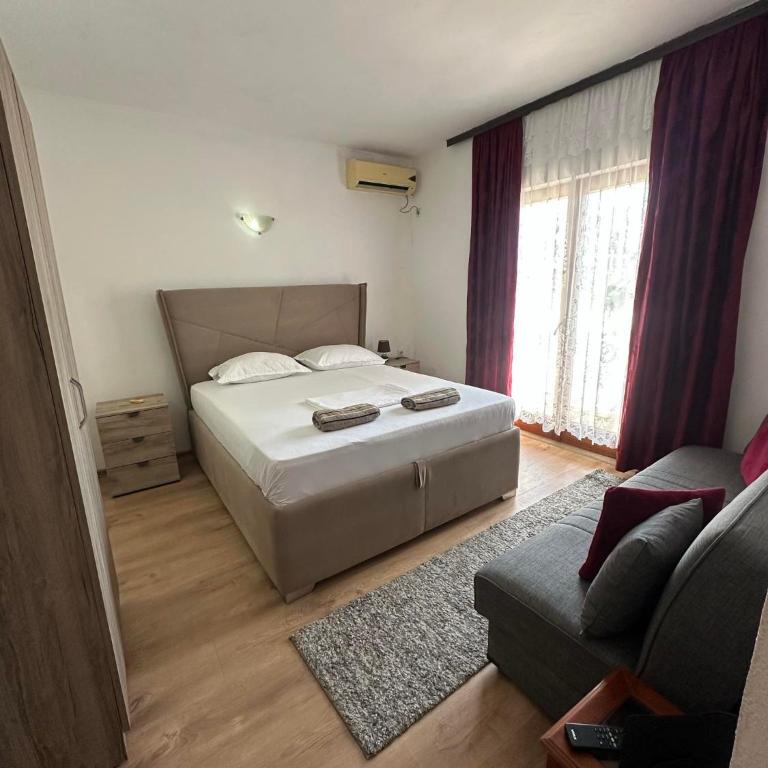 Rooms Ajllin - Dvokrevetna Soba s Pomoćnim Ležajem - 5