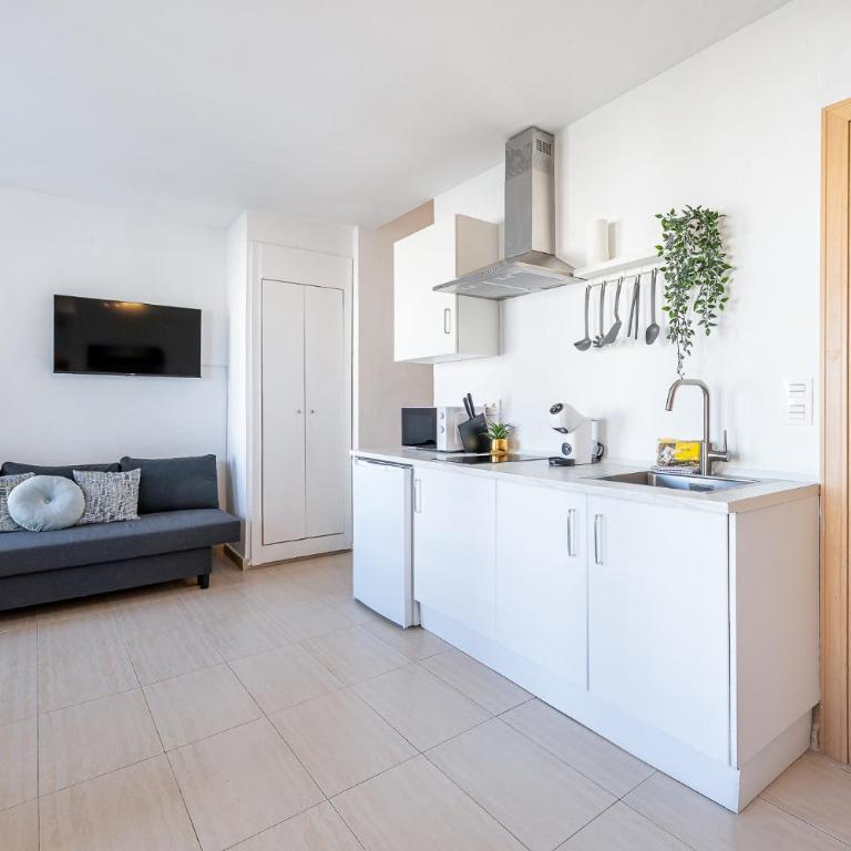 797 HOLIDAY RENTALS - Acogedor estudio en Aloha - Apartamento con vistas al mar - 9