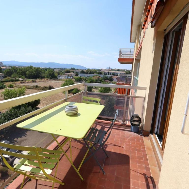 Comfortable stay near the beach and the center - Apartment - 33