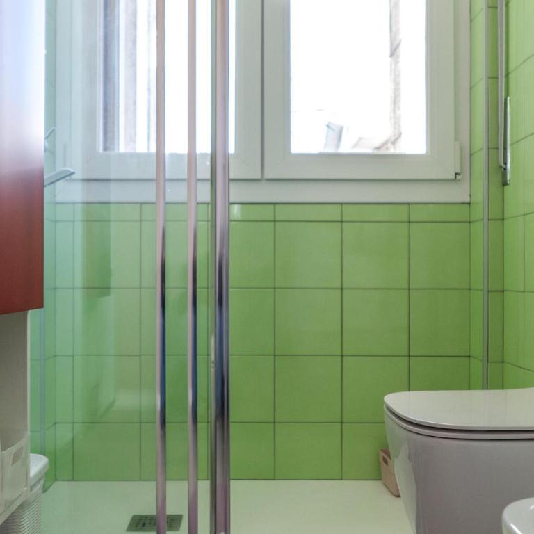Accogliente Appartamento Con 1 Camera Da Letto Ad Arona - Appartamento con 1 Camera da Letto - 12