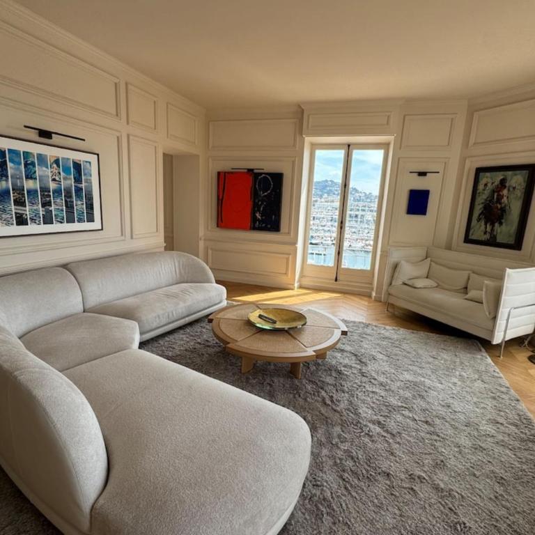 Brand-new 100 sqm apartment with breathtaking panoramic views over Cannes’ - Appartement - 2