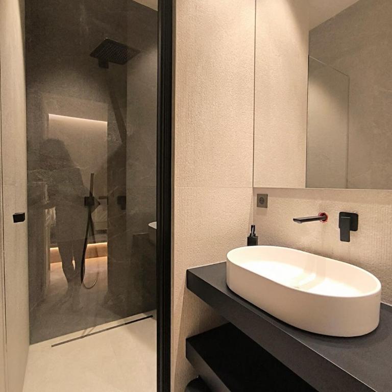 Brand-new 100 sqm apartment with breathtaking panoramic views over Cannes’ - Appartement - 28