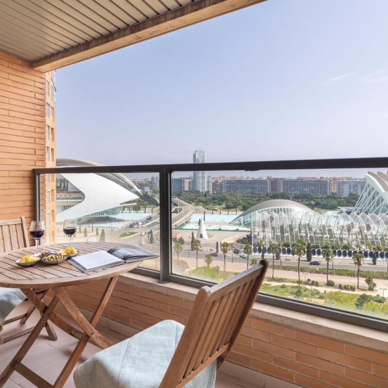 Travel Hábitat L'Umbracle - Three-Bedroom Apartment - 4