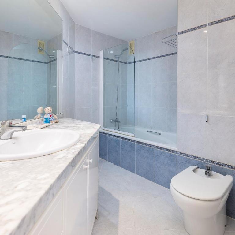 Travel Hábitat L'Umbracle - Three-Bedroom Apartment - 41