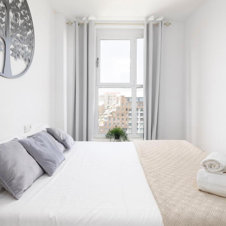 Travel Hábitat L'Umbracle - Three-Bedroom Apartment - 33