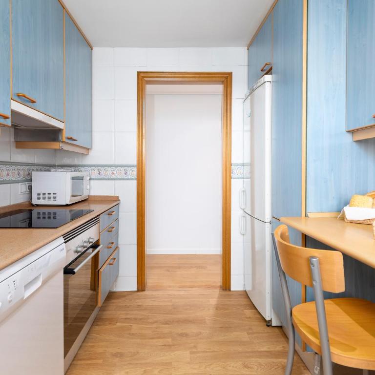 Travel Hábitat L'Umbracle - Three-Bedroom Apartment - 37