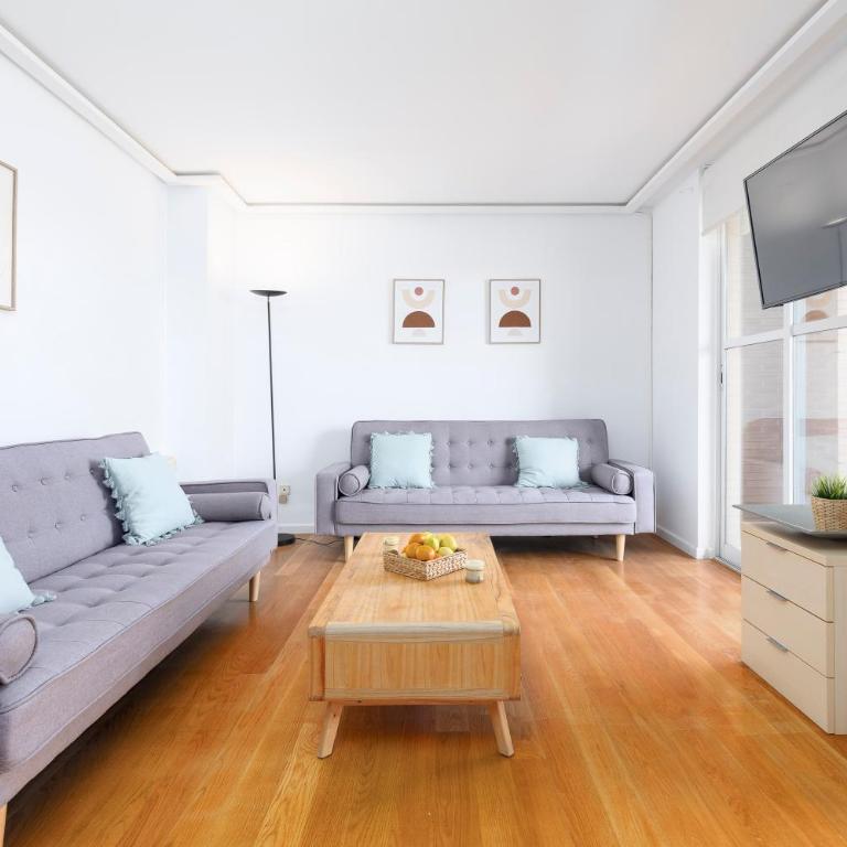 Travel Hábitat L'Umbracle - Three-Bedroom Apartment - 7