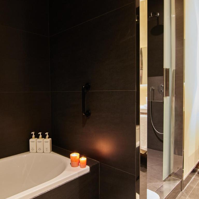 Grand Hotel Central, Small Luxury Hotels - Junior Suite - 8