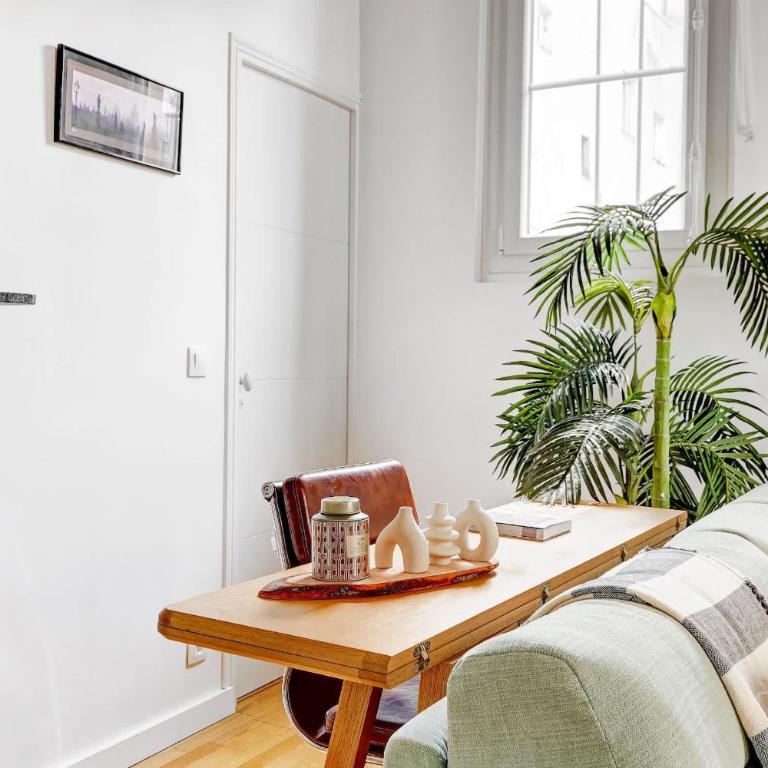 Le Marais & Canal Saint-Martin - 1BR - Paris Vacation Rentals - Appartement - 13