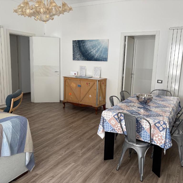 Marco's House - Appartamento con 3 Camere da Letto - 2