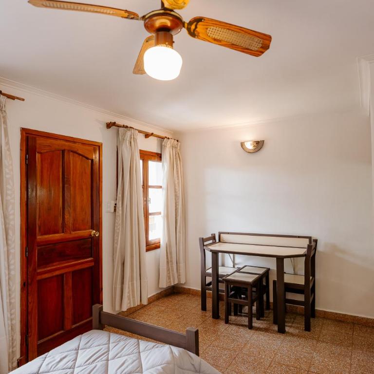 Apart Hotel Explora Tandil - Quadruple Room - 17