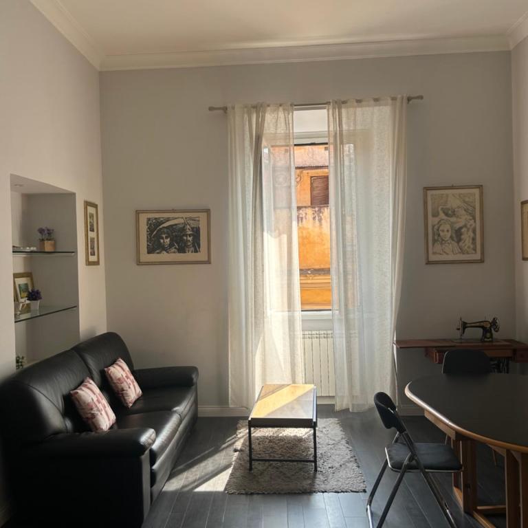 Ripetta 24 - Appartamento con 2 Camere da Letto - 1
