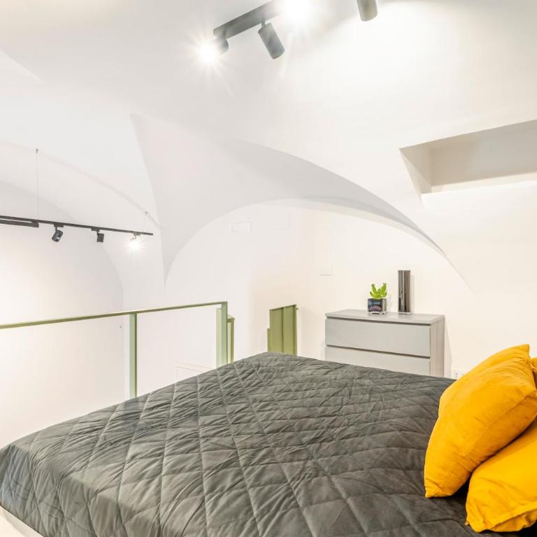 GuestHost - Central and Bright Apartment Catania - One-Bedroom Apartment - 13