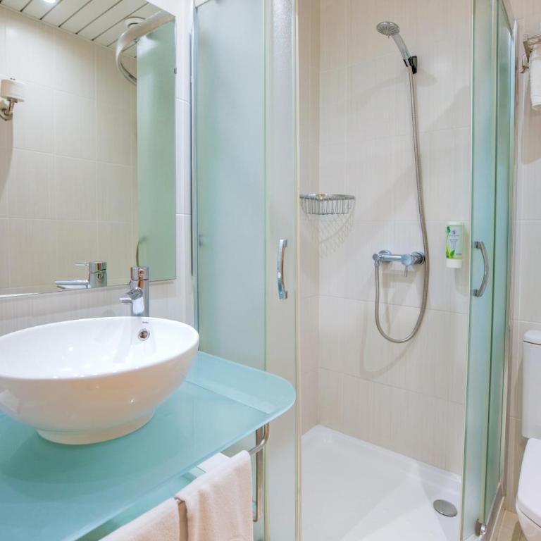 Hotel Servigroup Pueblo Benidorm - Habitación Doble - 1 o 2 camas - 12