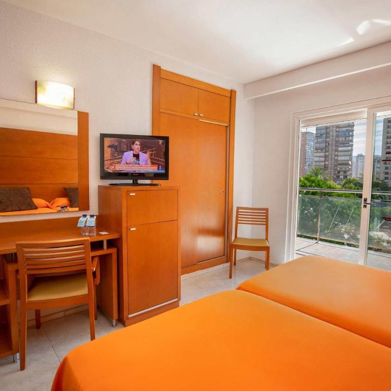 Hotel Servigroup Diplomatic 4 Sup - Habitación Doble con vistas a la piscina (3 adultos) - 1 o 2 camas - 3
