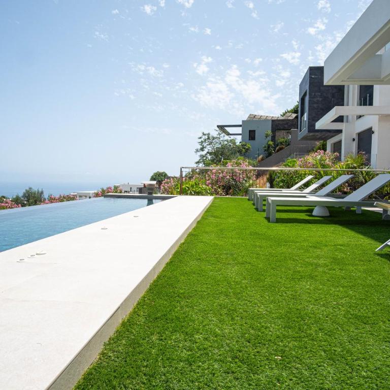 Luxury Villa Sunset Hills by ELE Apartments - Villa - 3