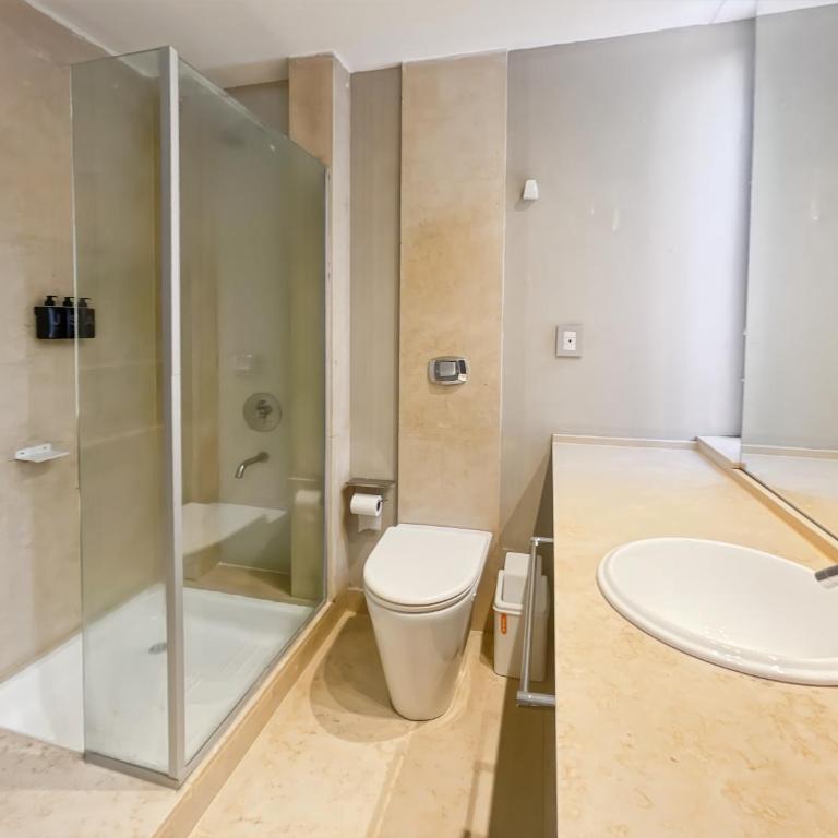 Ayres Suites Cochabamba - Estudio con balcón - 1